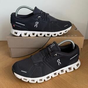 On Cloud ‘Black/White’ Women Athletic Sneakers - SZ 10